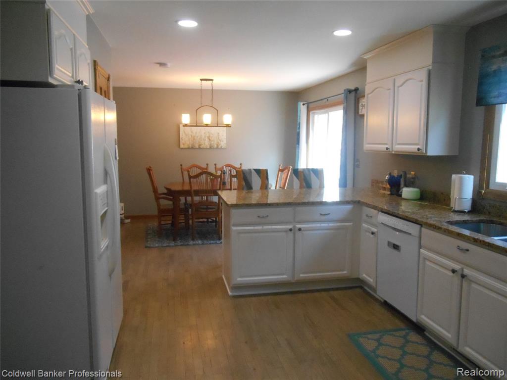 2704 Genny Ridge Drive, Lapeer, MI 48446 — Photo 11