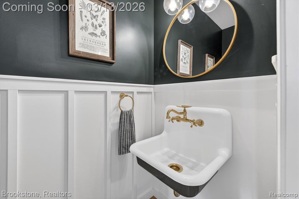 2721 S Spurway Drive, Ann Arbor, MI 48105 — Photo 30