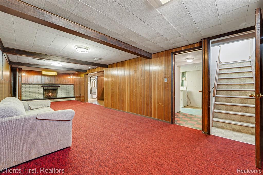 22952 Tuck Road, Farmington, MI 48336 — Photo 19