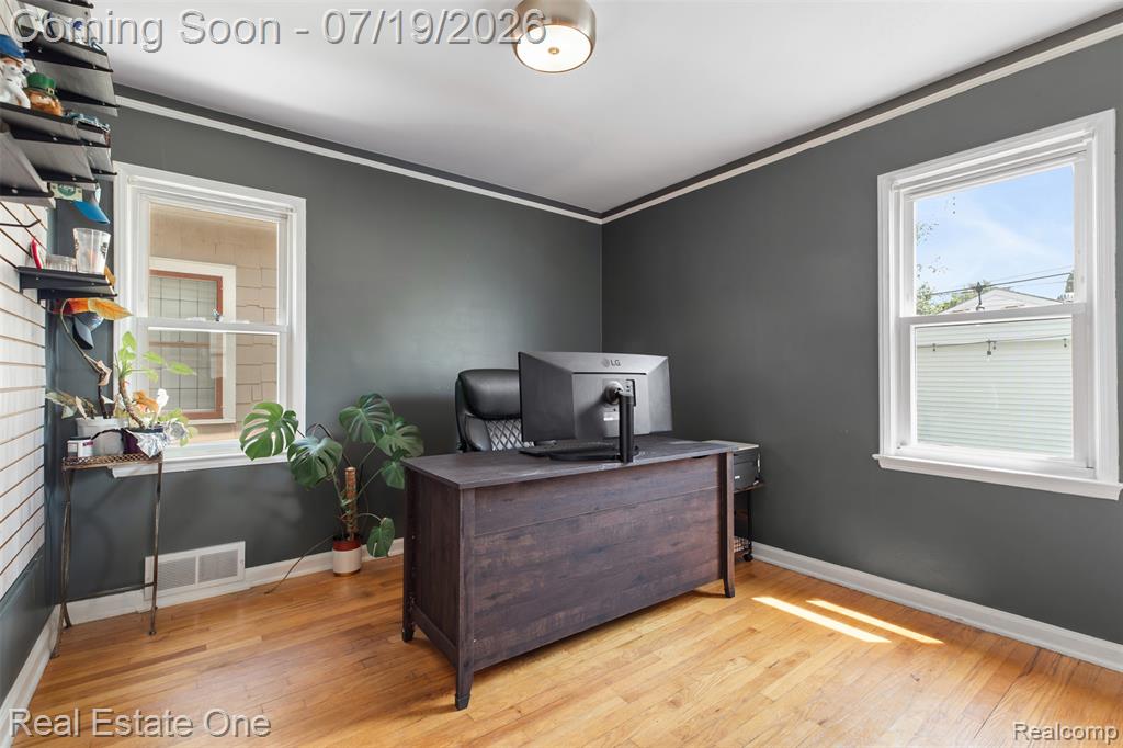 483 Kings Highway, Wyandotte, MI 48192 — Photo 12