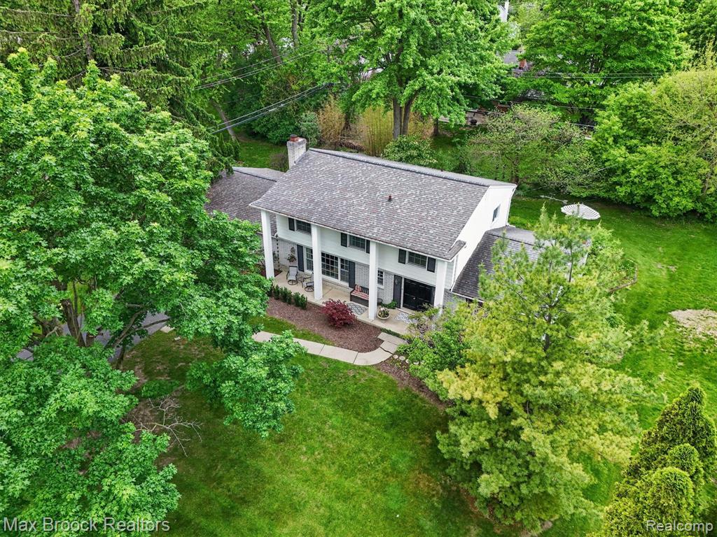 7456 Glengrove Drive, Bloomfield Hills, MI 48301 — Photo 51