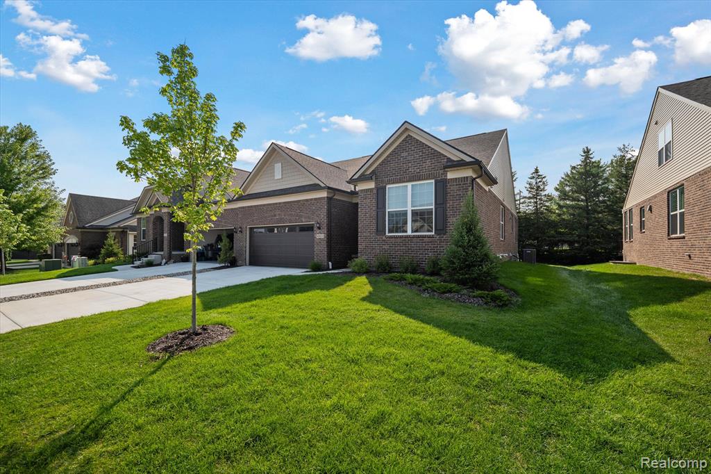 40633 Azalea Drive, Clinton Twp, MI 48036 — Photo 39
