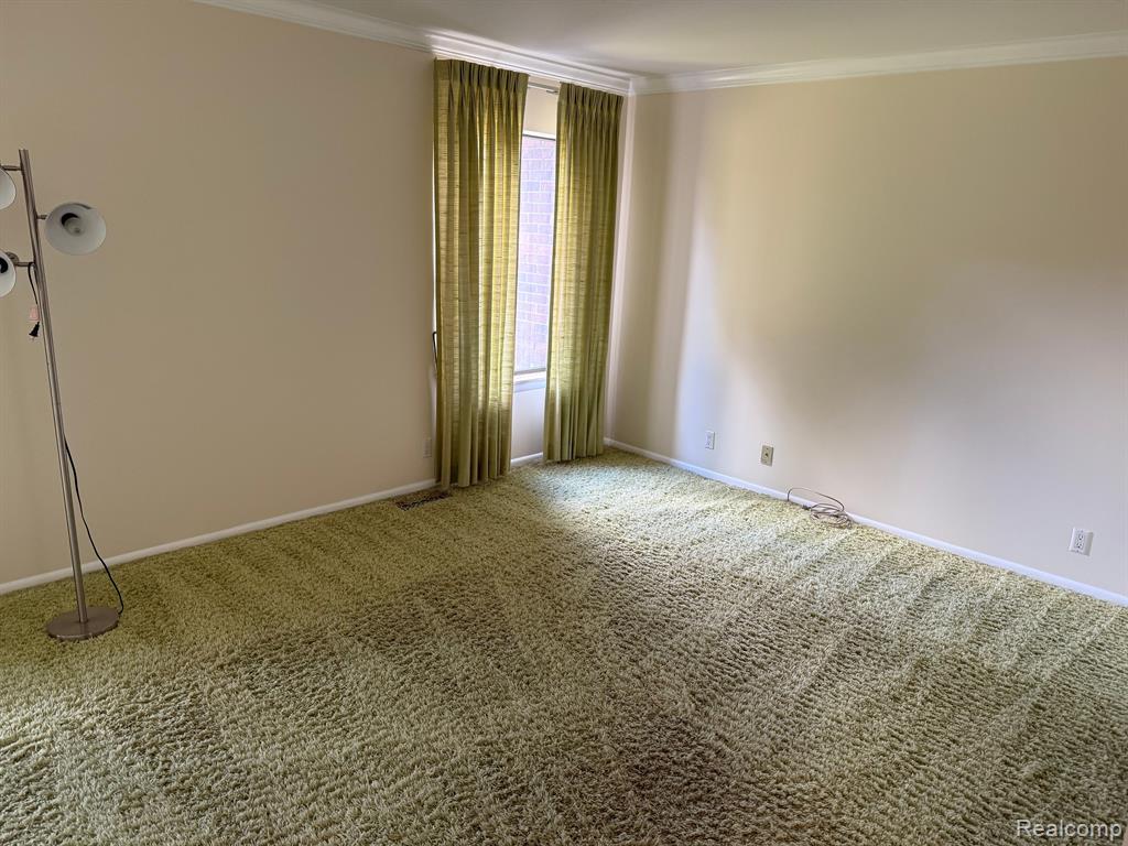 11 KIMBERLY Lane, 54, Dearborn, MI 48120 — Photo 51