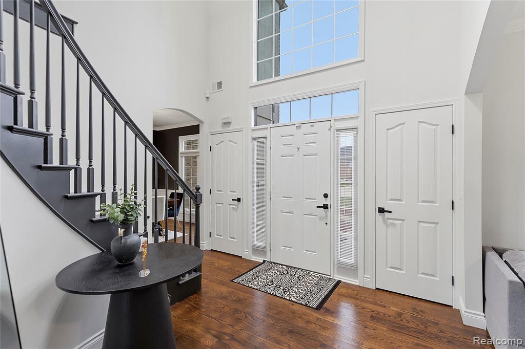 54126 Scarboro Way, Shelby Twp, MI 48316 — Photo 3
