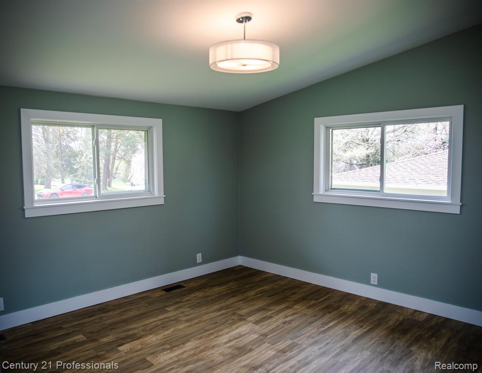 8130 Casa Mia Drive, White Lake, MI — Photo 28
