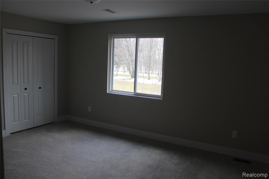 50315 Arcadia Drive, Macomb, MI 48042 — Photo 18