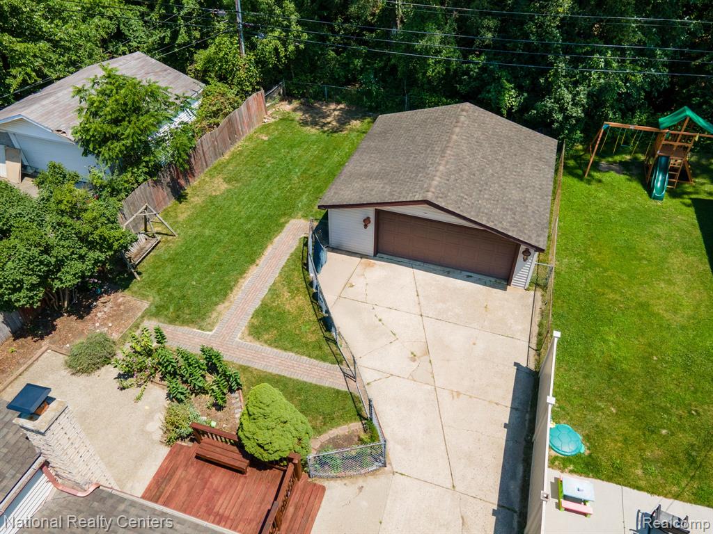8308 Orhan Street, Canton, MI 48187 — Photo 32