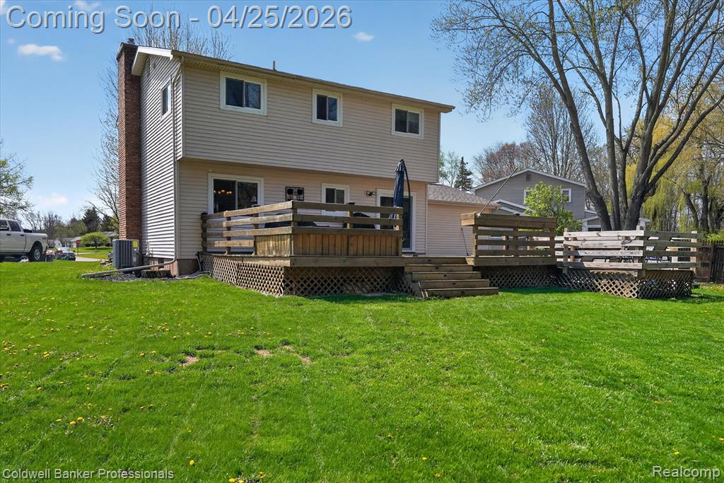 8303 Belle Bluff Drive, Grand Blanc, MI 48439 — Photo 48