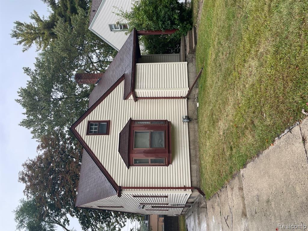 823 E 2nd Street, Royal Oak, MI 48067 — Photo 2