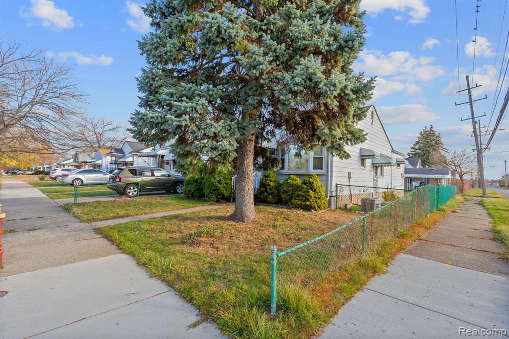 6000 Penrod Street, Detroit, MI 48228 — Photo 28