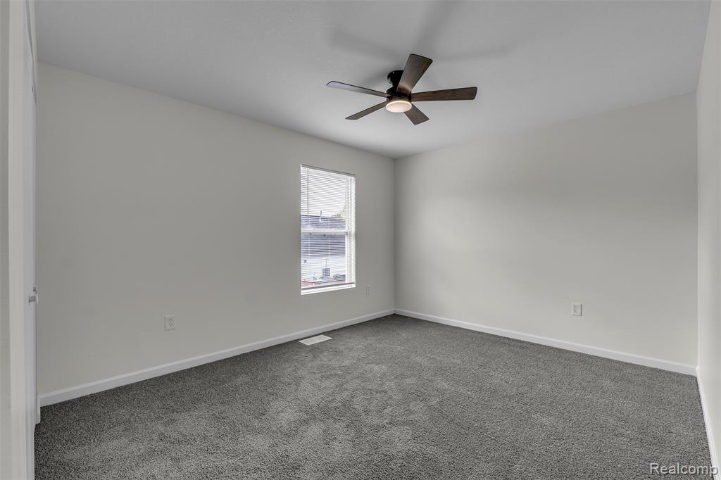 8553 Shiawassee River Drive, Fowlerville, MI 48836 — Photo 24