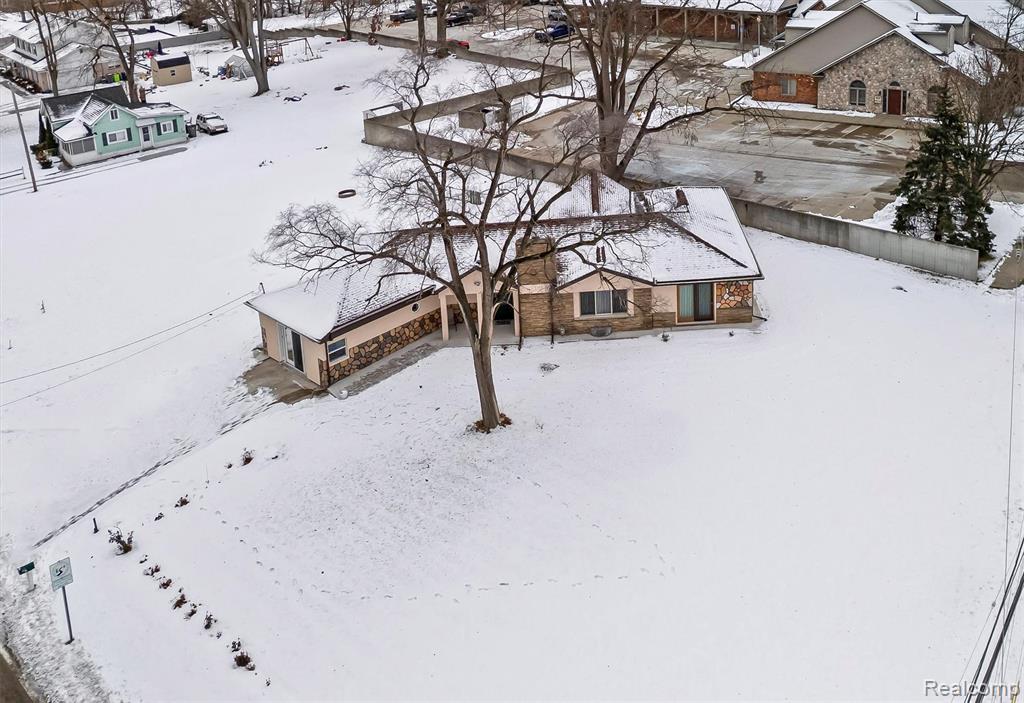 15500 Millar Road, Clinton Twp, MI 48036 — Photo 24