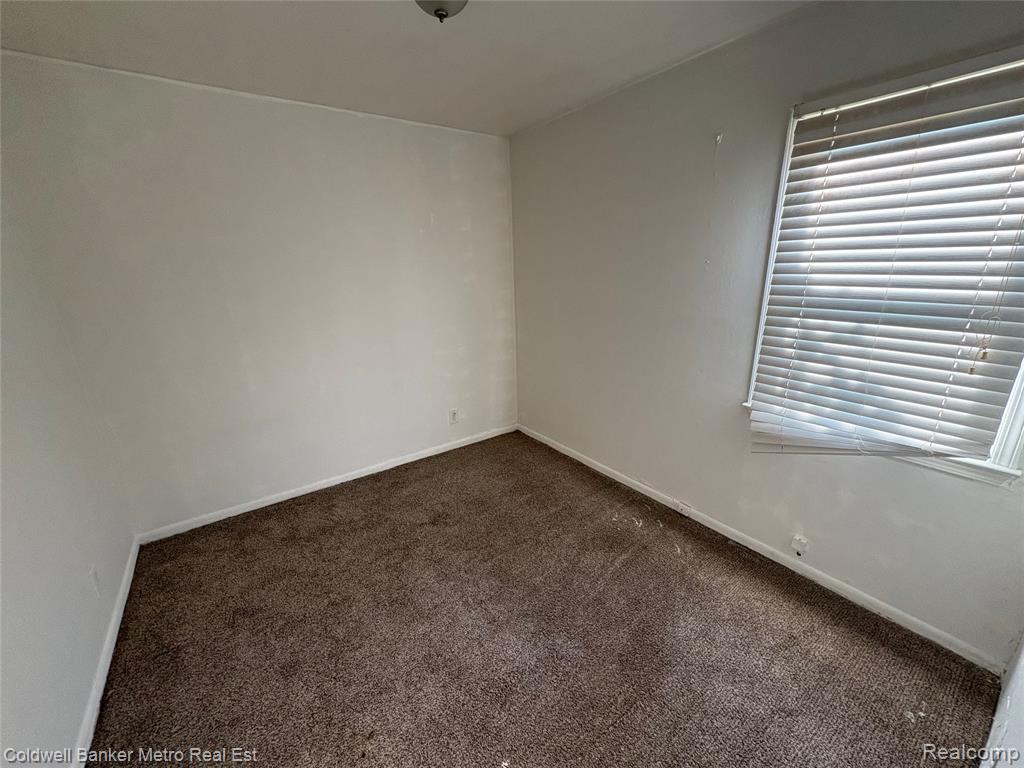 605 NEBRASKA Avenue, Pontiac, MI 48341 — Photo 9