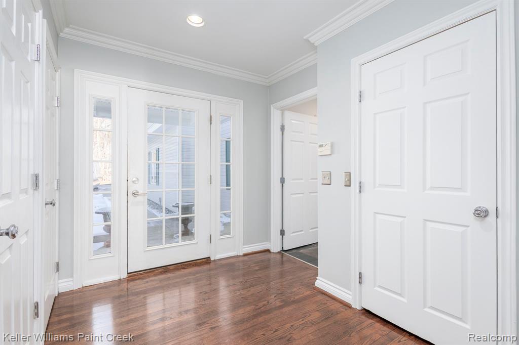 6847 Alden Drive, West Bloomfield, MI 48324 — Photo 5