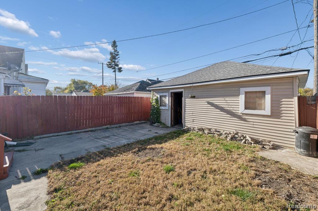 11609 Saint Aubin Street, Hamtramck, MI 48212 — Photo 34