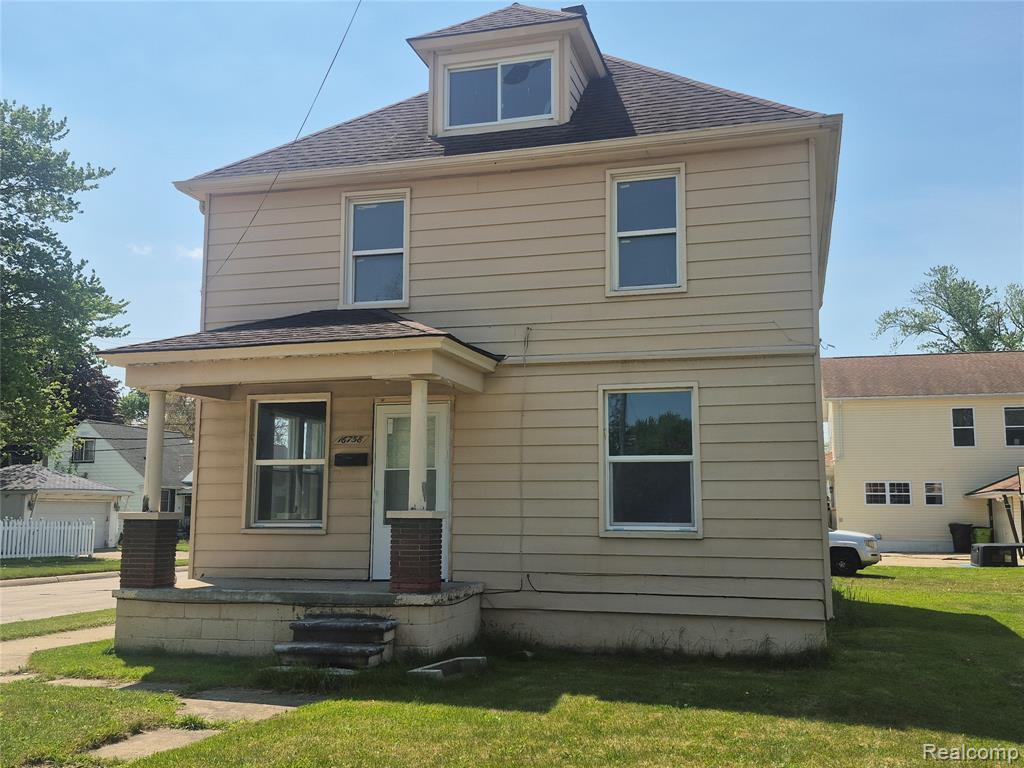16758 Frazho Road, Roseville, MI 48066