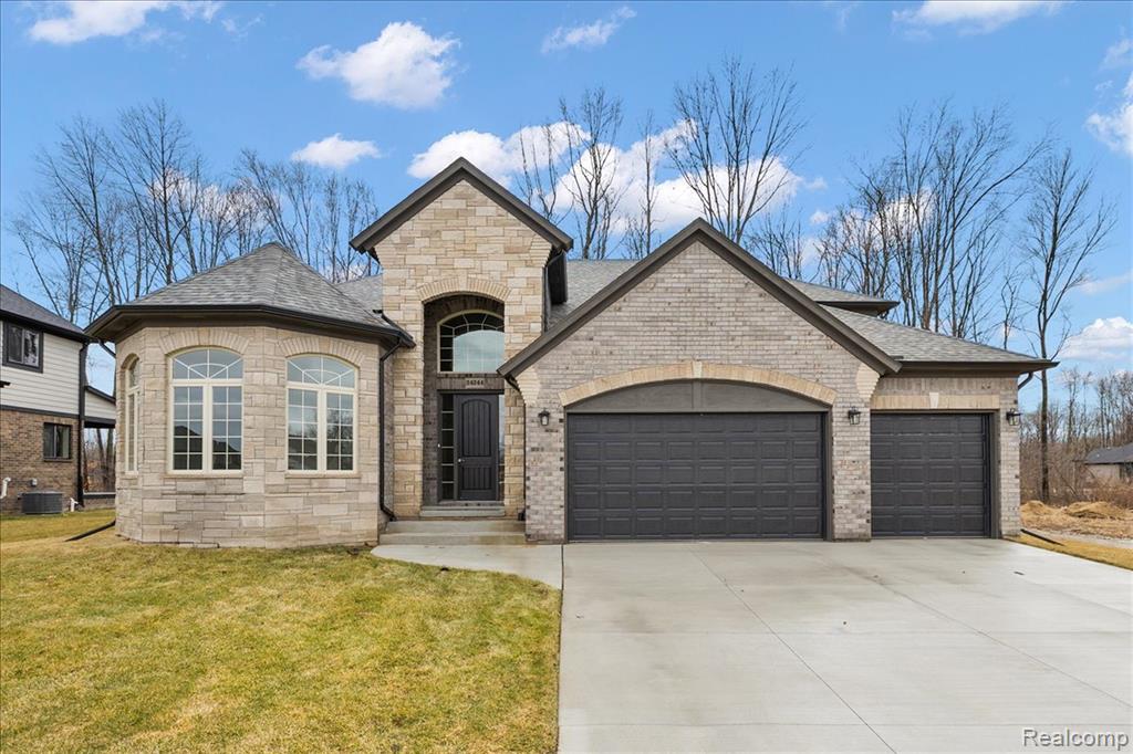 24244 Tullymore Drive, Macomb, MI 48042 — Photo 2
