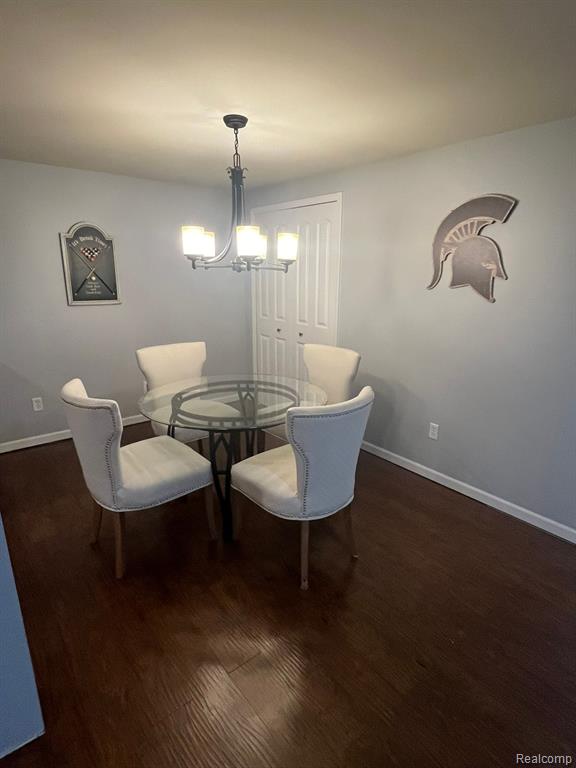 760 PEMBROKE, White Lake, MI — Photo 14