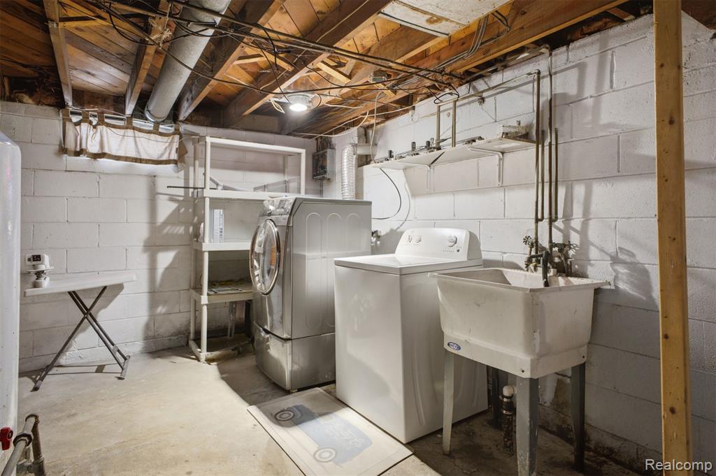 439 Cleveland Avenue, Lincoln Park, MI 48146 — Photo 14
