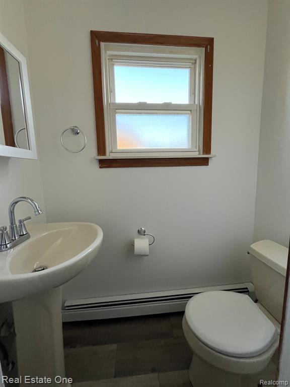 660 SAINT JOHNS Street, Wyandotte, MI 48192 — Photo 18