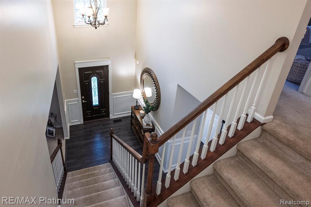 6103 SHADETREE Court, Howell, MI 48843 — Photo 16