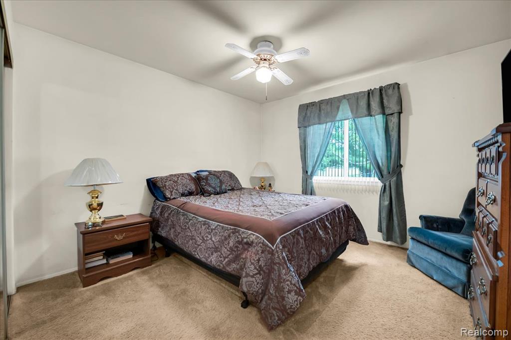 6332 Windham Place, Grand Blanc, MI 48439 — Photo 20