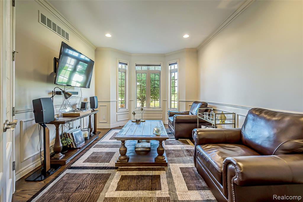 24935 Ravine Drive, South Lyon, MI 48178 — Photo 9