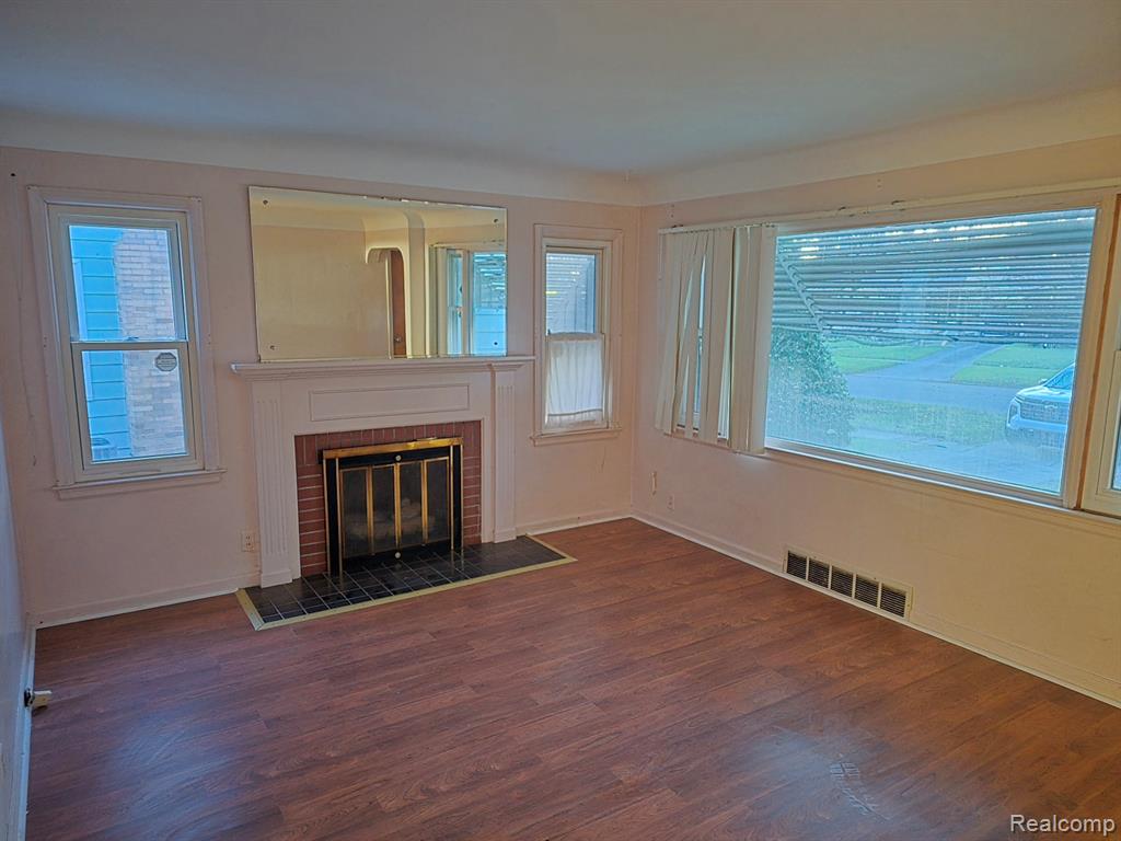 803 Commonwealth Avenue, Flint, MI 48503 — Photo 10
