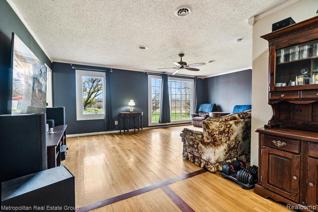 4750 GROVELAND Road, Ortonville, MI 48462 — Photo 8