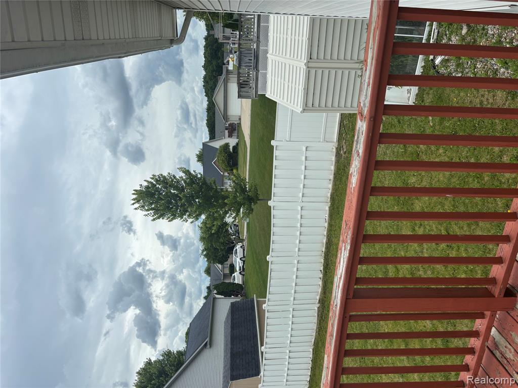 7129 Parkridge Parkway, Swartz Creek, MI 48473 — Photo 3
