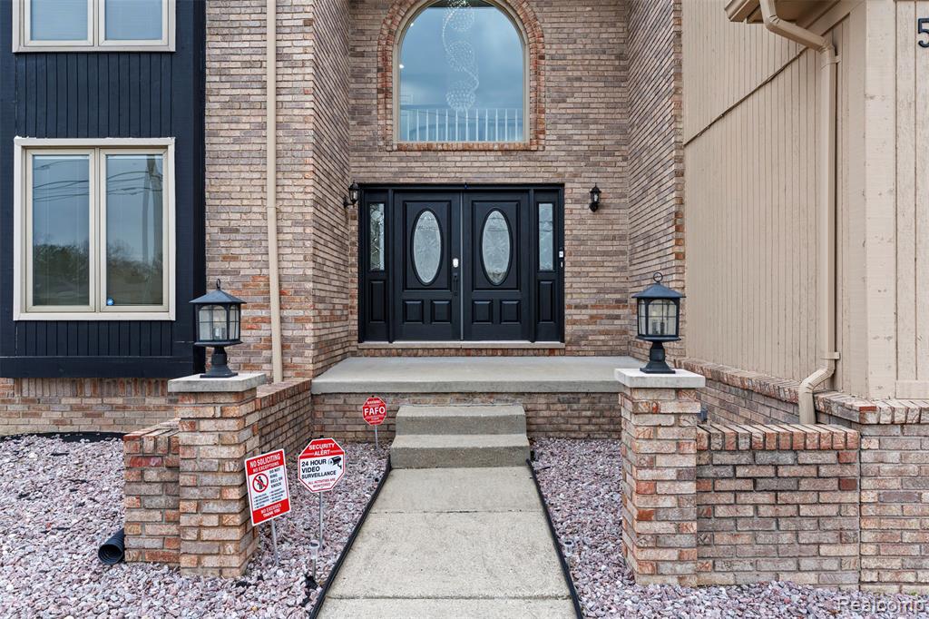 5615 Woodmire Drive, Shelby Twp, MI 48316 — Photo 6
