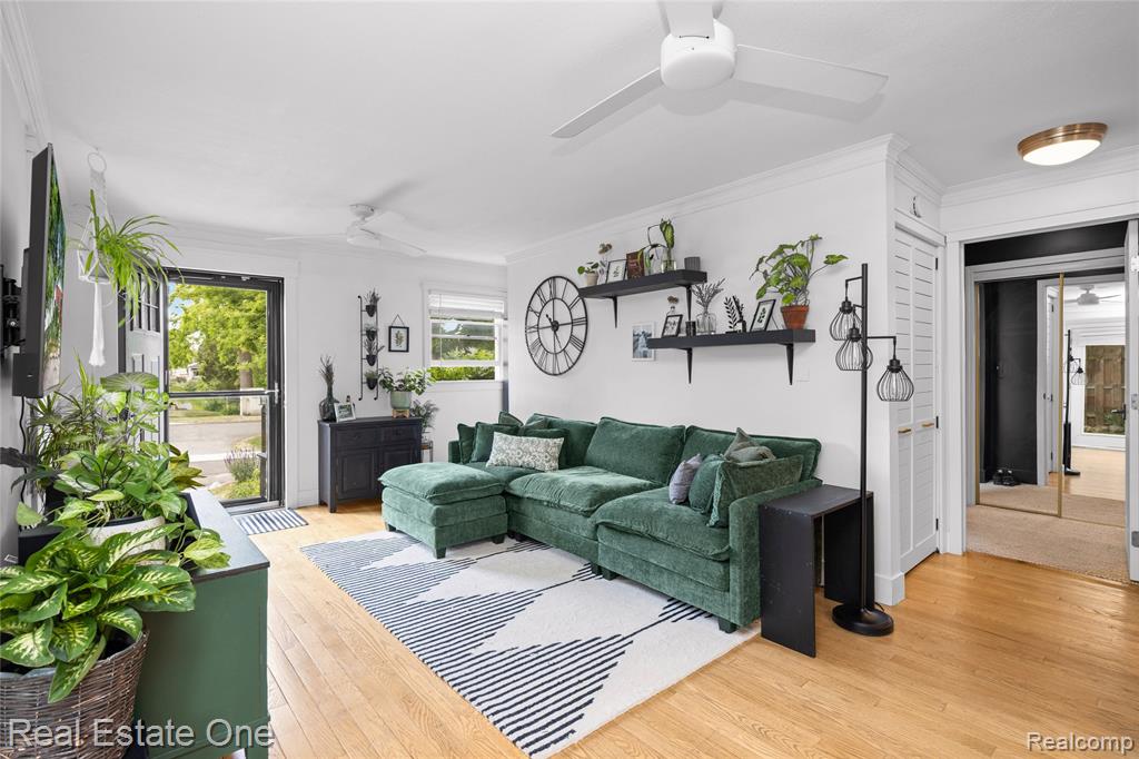 225 1st Street, Fenton, MI 48430 — Photo 9