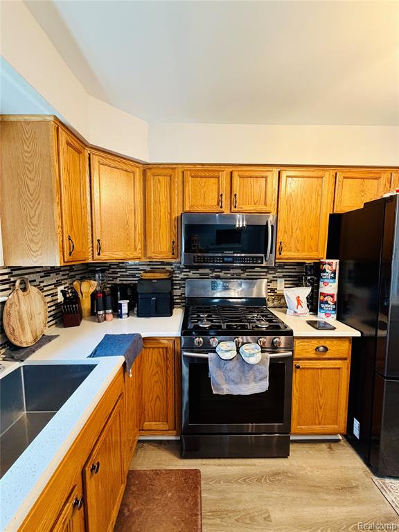 46758 Creeks Bend, Canton, MI 48188 — Photo 9