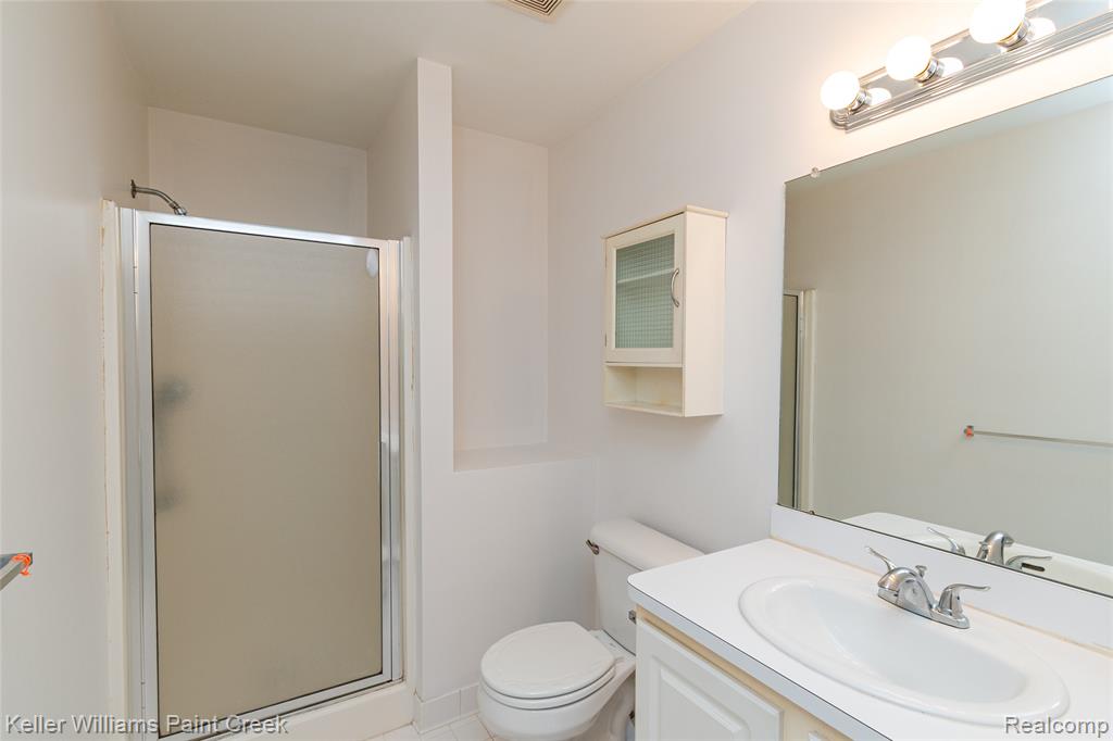 6143 Century Court, Shelby Twp, MI 48316 — Photo 13