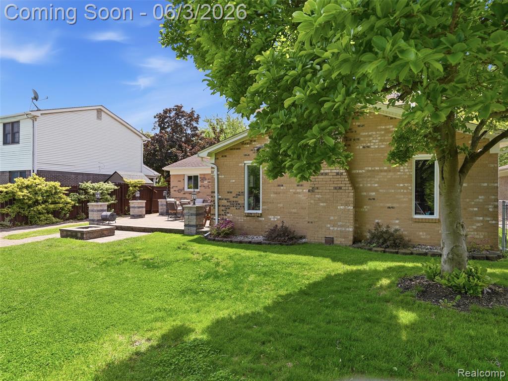15693 Jennifer Drive, Macomb, MI 48044 — Photo 24