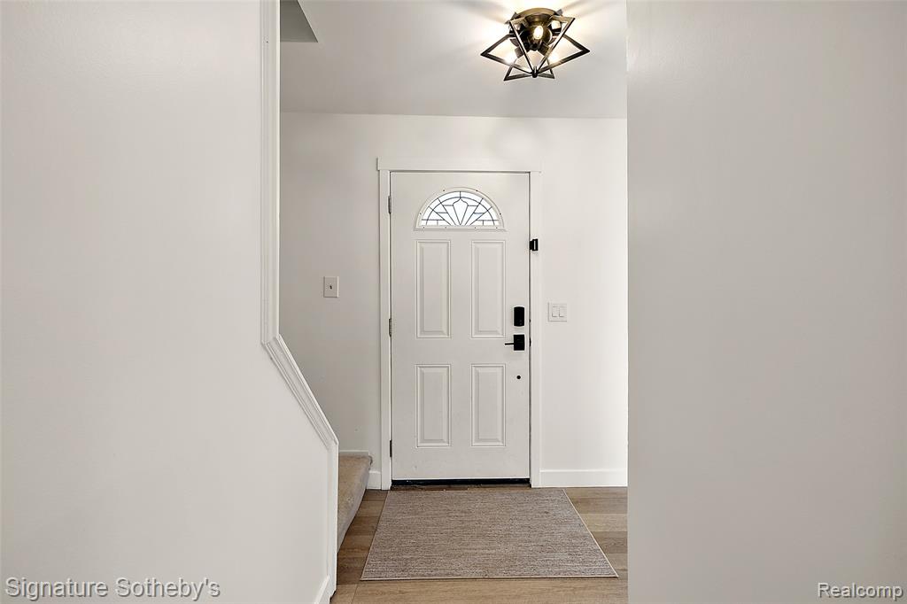 569 Worthington Road, Canton, MI 48188 — Photo 3
