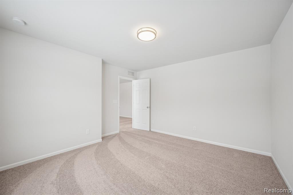4221 Cedar Lane, Grand Blanc, MI 48439 — Photo 11