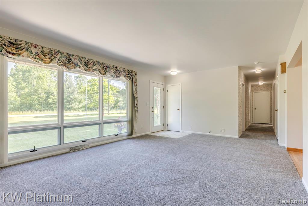 4415 Krafft Road, Fort Gratiot, MI 48059 — Photo 5