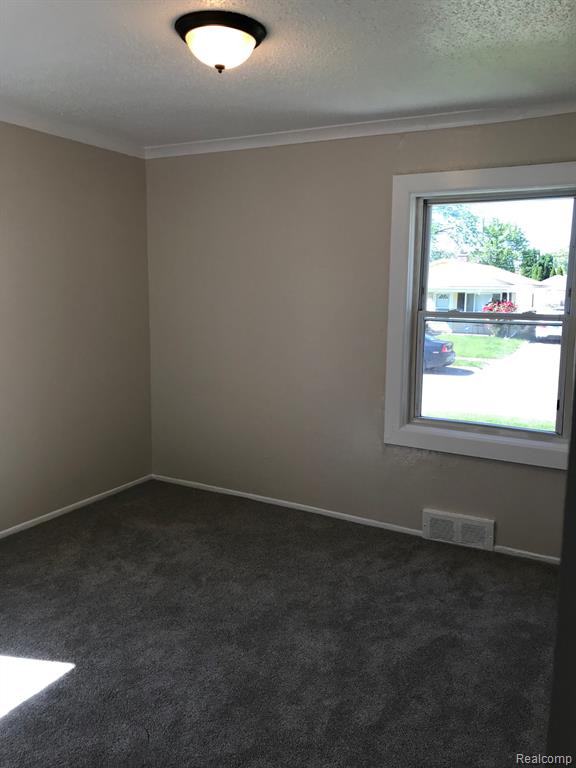 8424 Prospect Avenue, Warren, MI 48089 — Photo 26
