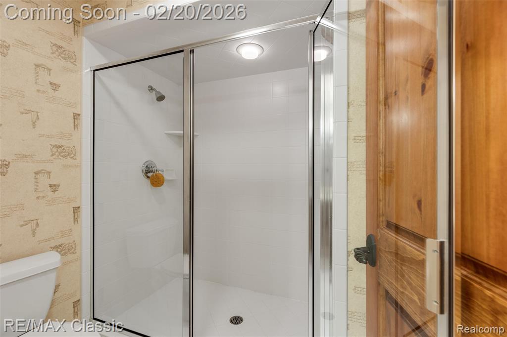 17905 Parkshore Drive, Northville, MI 48168 — Photo 57