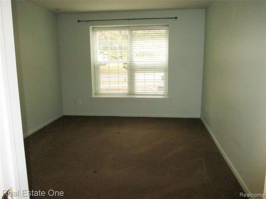 44982 Marigold Drive, Sterling Heights, MI 48314 — Photo 13