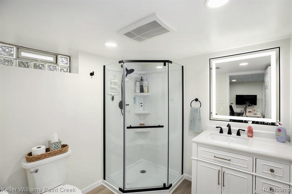 8245 Canal Road, Utica, MI 48317 — Photo 18