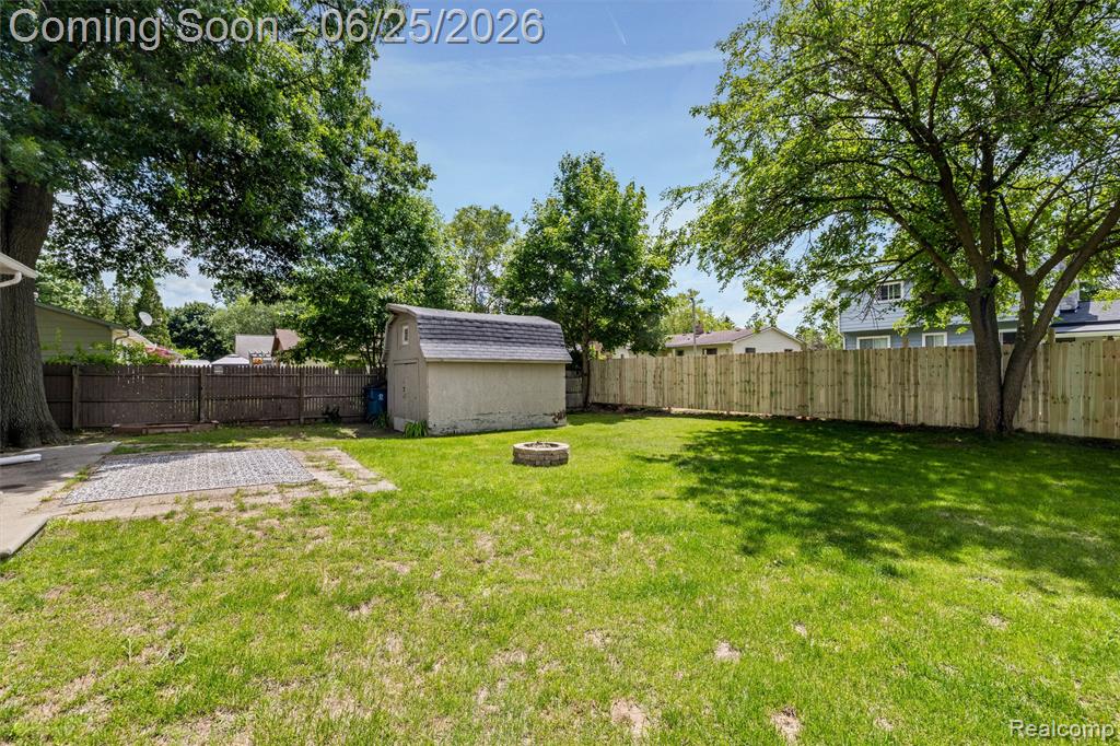 309 Crescent Avenue, Holly, MI 48442 — Photo 24