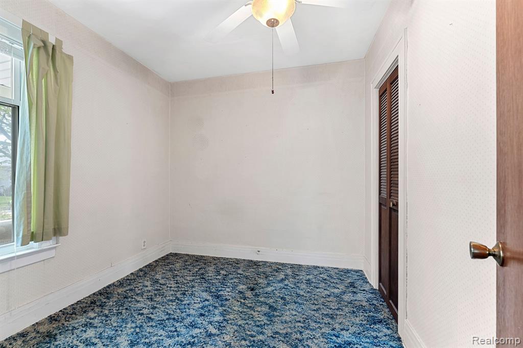 512 POPLAR Street, Wyandotte, MI 48192 — Photo 5