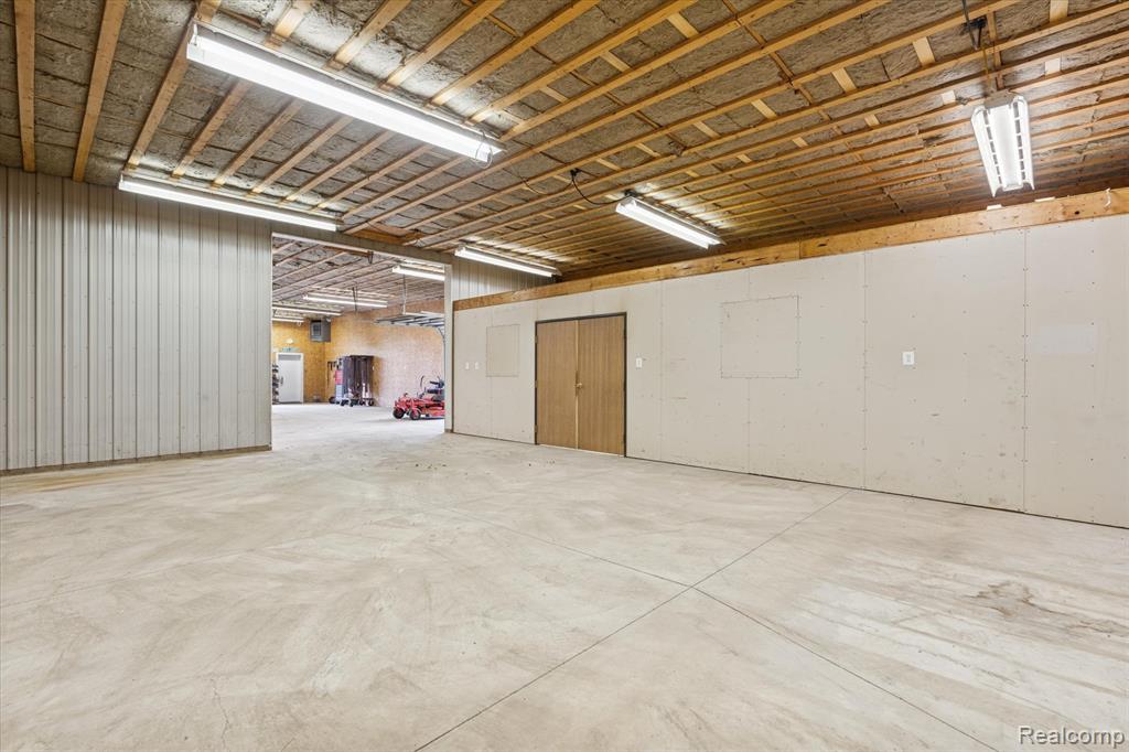 5920 W Coon Lake Road, Howell, MI 48843 — Photo 47