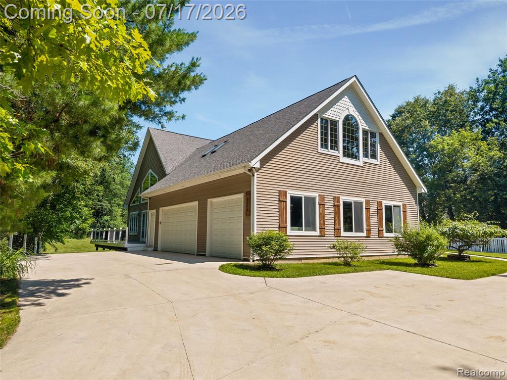 8250 Rattalee Lake Road, Clarkston, MI 48348 — Photo 10