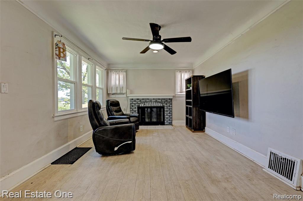 86 Marquette Street, Pontiac, MI 48342 — Photo 3