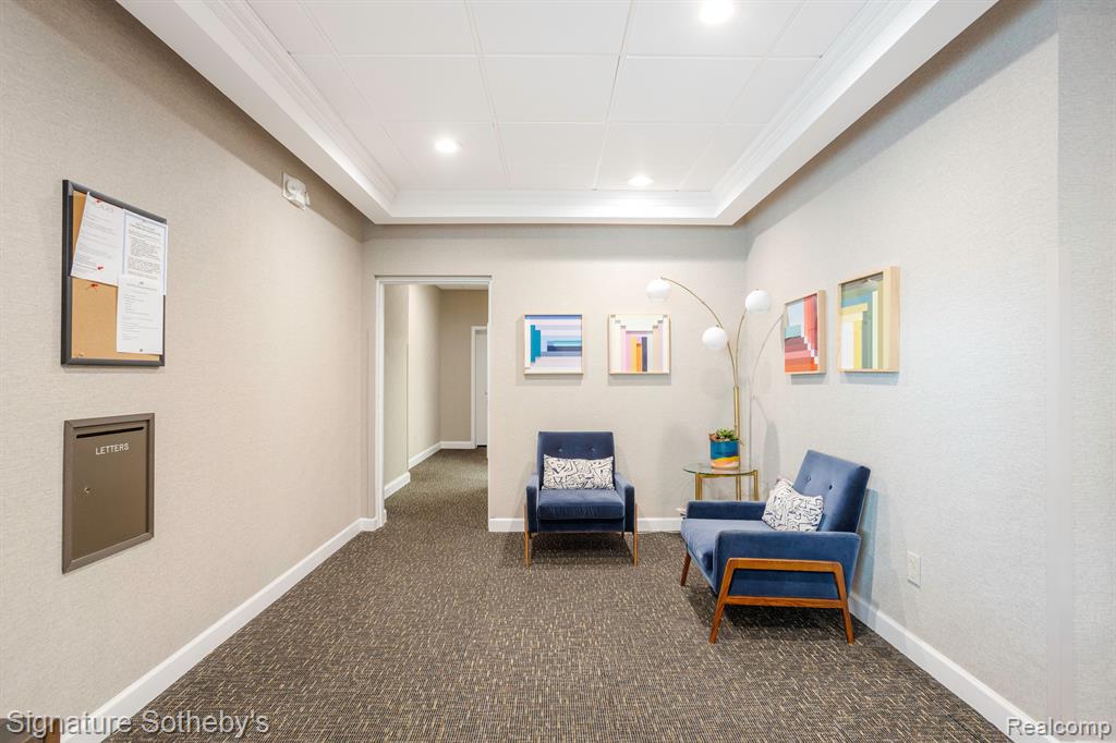 600 W Brown Street, 301, Birmingham, MI 48009 — Photo 30