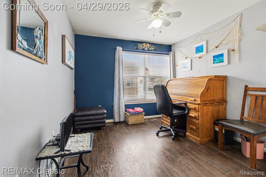 47616 Pembroke Drive, 97, Canton, MI 48188 — Photo 18