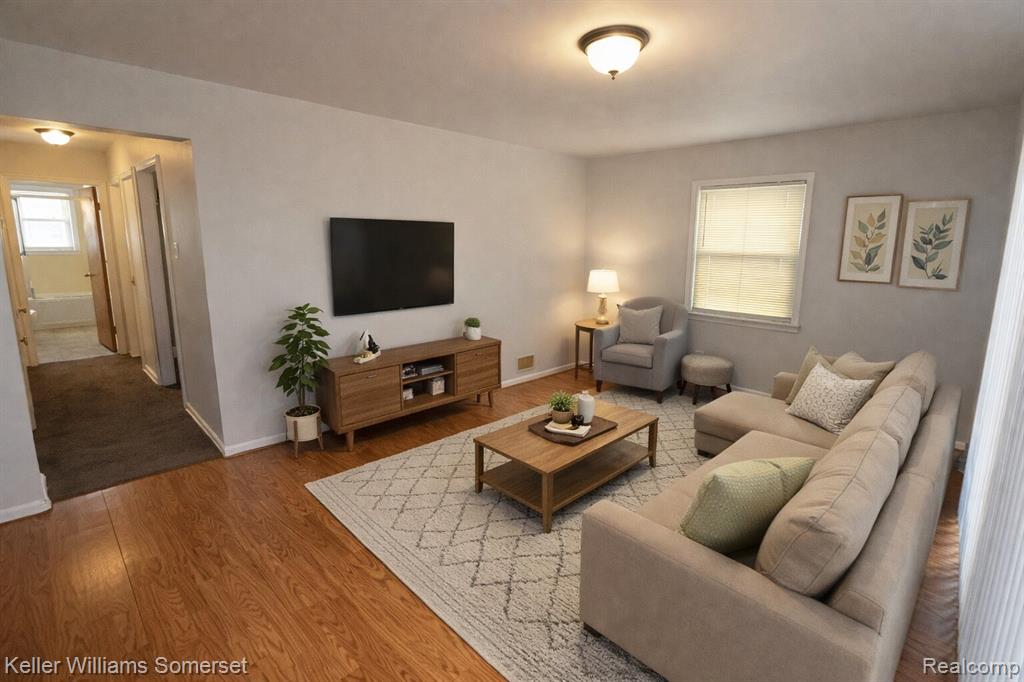1644 E Goulson Avenue, Hazel Park, MI 48030 — Photo 3